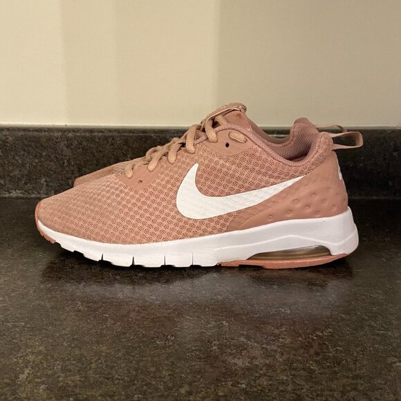 Nike Air Max Motion Low - Size 7.5 - Picture 4 of 8